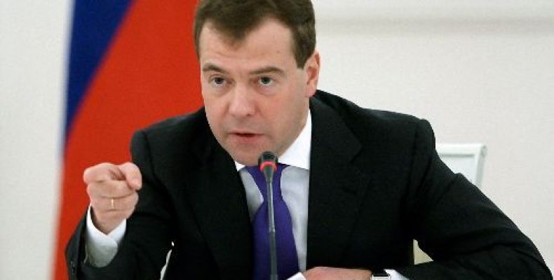 “80% граждан за отставку Медведева” – Катасонов