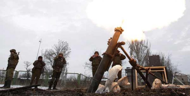 ВСУ продолжает тяжелые обстрелы населенных пунктов Донбасса Интенсивность
