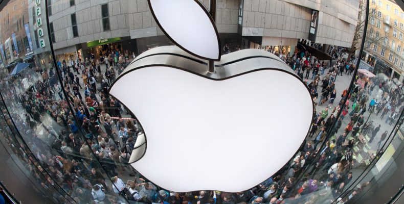 Компания Apple побила свой личный рекорд по капитализации