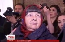 Мать Савченко недовольна земельным участком, который ей выделили