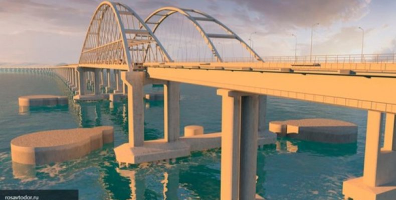 Керченский мост защитят «броней» после инцидента с турецким