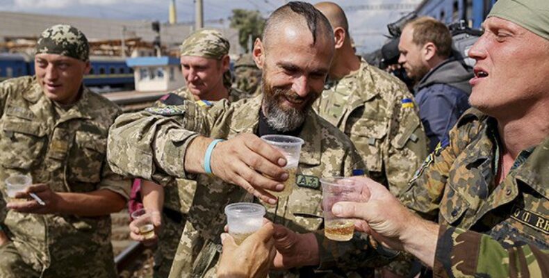 Хоть залейся: производство водки на Украине выросло на