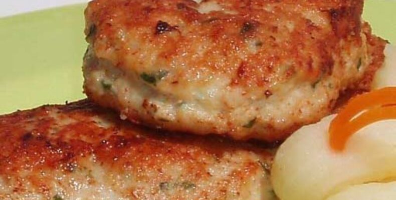 Исключительно вкусные котлеты Ингредиенты: 1. Мясной фарш –