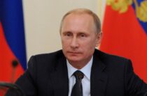 Путин призвал прокуроров активизировать противодействие хищениям в ОПК.