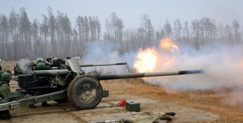 Артиллерийское соединение ВВО в Амурской области поднято по